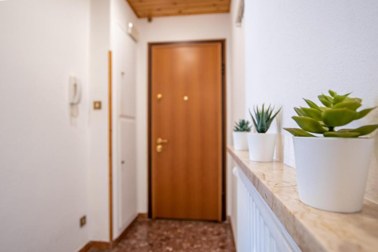 Casa Viale XX Settembre Apartment Триест Екстериор снимка
